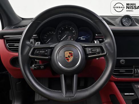 Used 2024 Porsche Macan w/ Premium Plus Package AWD/4WD image 10