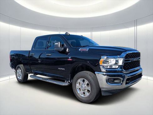 Certified 2024 RAM 2500 Big Horn AWD/4WD image 2