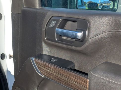Used 2022 Chevrolet Silverado 2500 LT w/ Fleet Comfort Package AWD/4WD image 33