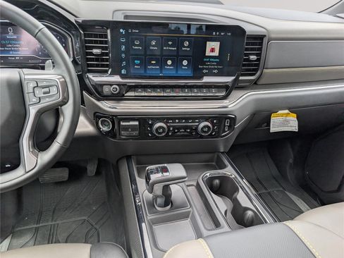 Used 2025 Chevrolet Silverado 1500 ZR2 w/ Technology Package AWD/4WD image 20