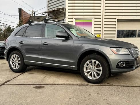 Used 2016 Audi Q5 2.0T Premium image 2