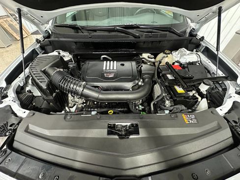 Used 2024 Cadillac XT6 Luxury w/ LPO, Floor Liner Package image 28