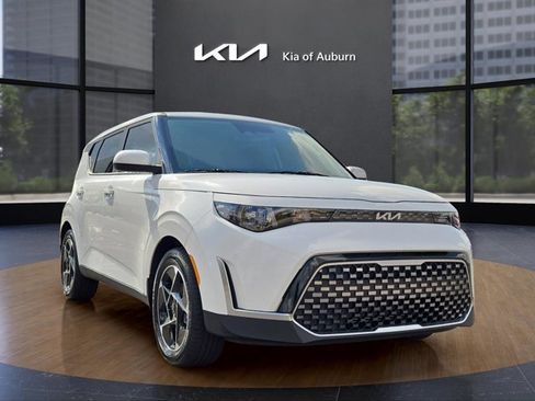 Used 2025 Kia Soul EX image 4