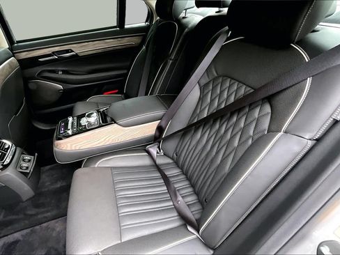Used 2021 Genesis G90 3.3T Premium AWD/4WD image 20