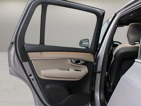 New 2026 Volvo XC90 B6 Plus w/ Protection Package Premier image 29