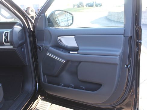 New 2025 Ford Expedition Active AWD/4WD image 9