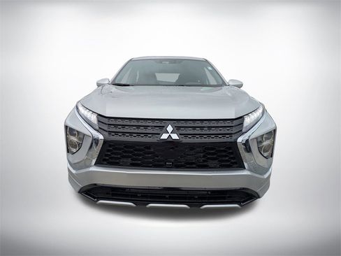 New 2025 Mitsubishi Eclipse Cross SEL image 8