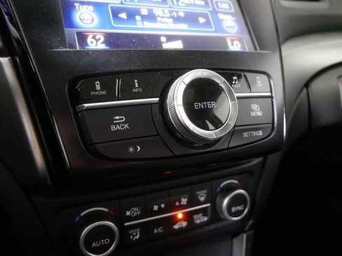 Used 2018 Acura ILX FWD image 23
