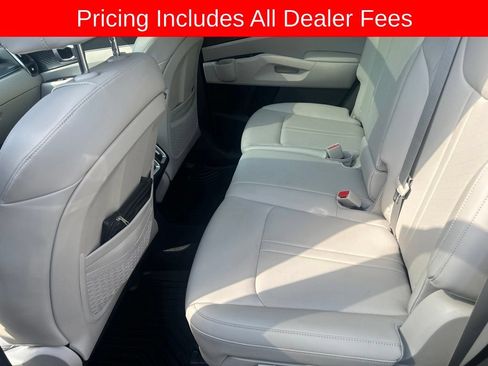 Certified 2023 Kia Sorento S w/ Panoramic Sunroof Package FWD image 9