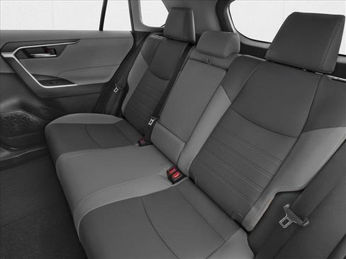 Used 2025 Toyota RAV4 XLE Premium w/ Weather Package FWD image 9