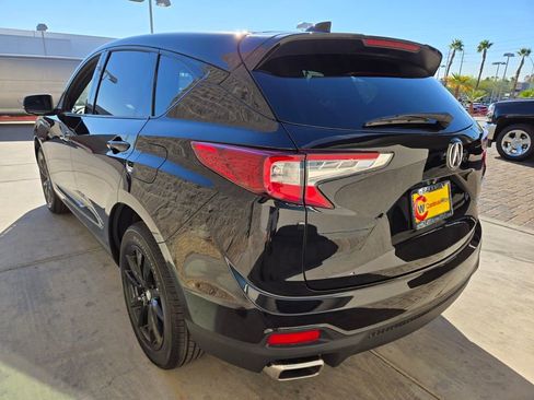 New 2025 Acura RDX SH-AWD image 3