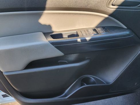 Used 2018 GMC Canyon 2WD Crew Cab w/ Trailering Package image 11