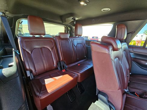 Used 2024 Ford Expedition Max Limited image 33