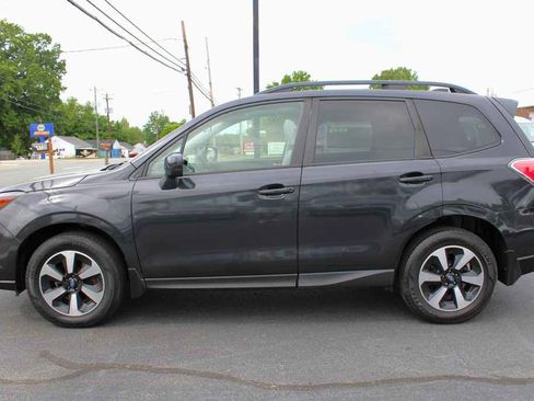 Used 2018 Subaru Forester 2.5i Premium image 2
