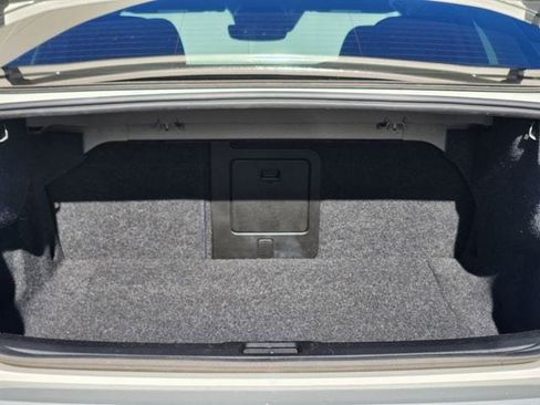 Certified 2021 Volvo S60 T5 Momentum w/ Premium Package image 19