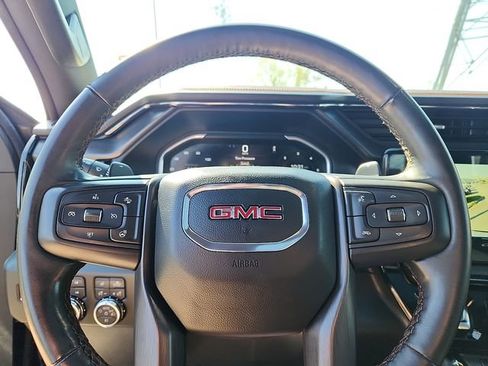 Used 2024 GMC Sierra 1500 AT4 w/ Technology Package AWD/4WD image 20