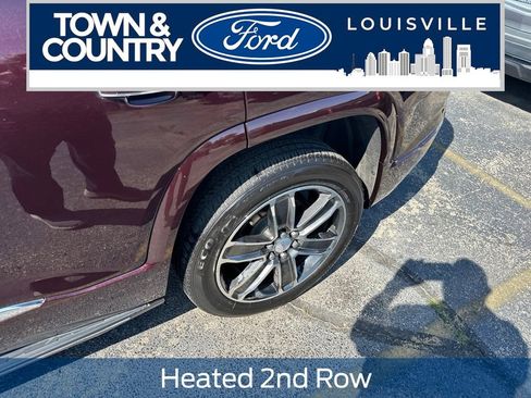 Used 2018 GMC Acadia Denali w/ Technology Package AWD/4WD image 5