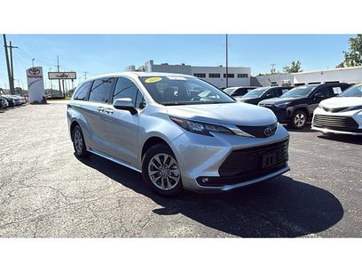 Certified 2025 Toyota Sienna XLE