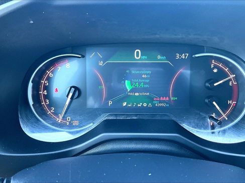 Used 2024 Toyota RAV4 XLE FWD image 19
