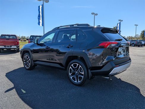 Used 2019 Toyota RAV4 Adventure image 6