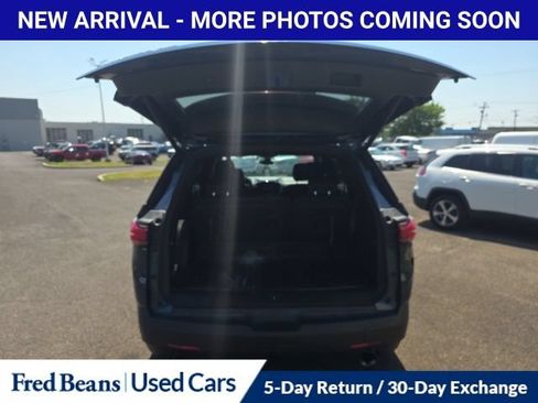Used 2023 Chevrolet Traverse LT w/ LPO, Floor Liner Package AWD/4WD image 7