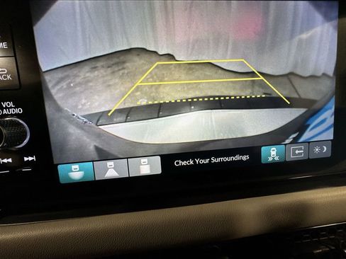 Used 2023 Honda HR-V EX-L image 25