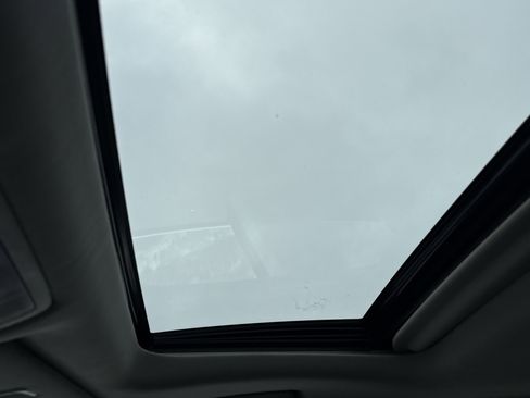 Used 2018 Lexus RX 450h RX 450h w/ Premium Package image 4