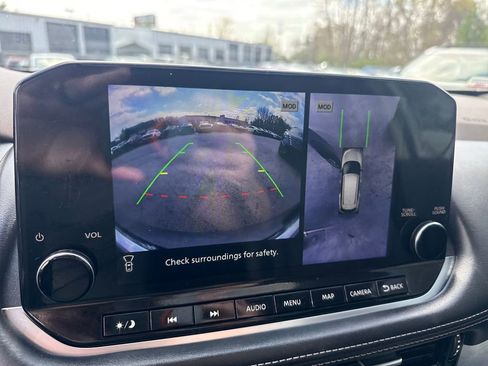 Used 2021 Nissan Rogue Platinum image 34