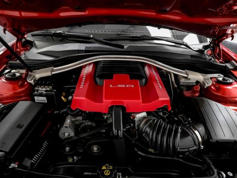 Used 2014 Chevrolet Camaro ZL1 RWD image 40