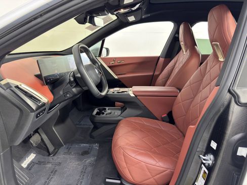 Used 2023 BMW iX M60 w/ Executive Package image 16