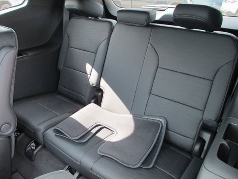 New 2025 Buick Enclave Sport Touring w/ Power Package image 16