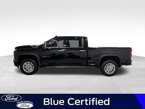 Used 2022 Chevrolet Silverado 2500 High Country w/ Z71 Off-Road Package image 3