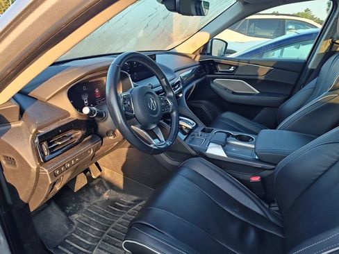 Used 2023 Acura MDX SH-AWD w/ Advance Package image 9