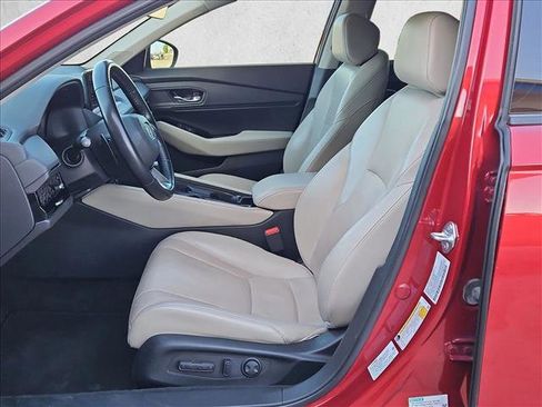 Used 2023 Honda Accord Touring image 16