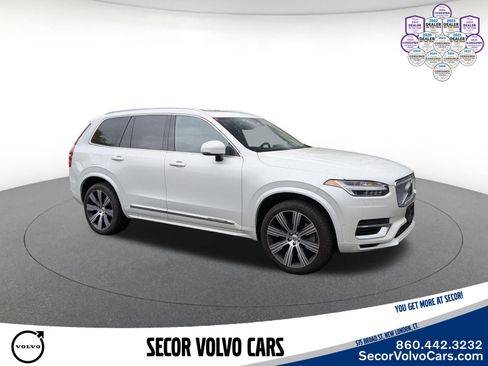 Certified 2024 Volvo XC90 T8 Ultimate AWD/4WD image 7