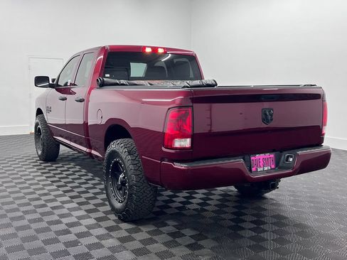 Used 2019 RAM 1500 Tradesman w/ Chrome Plus Package RWD image 3