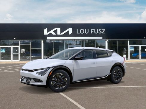 New 2025 Kia EV6 Wind image 3