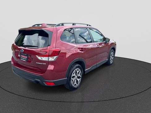 Certified 2023 Subaru Forester Premium AWD/4WD image 8