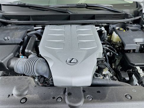 Used 2023 Lexus GX 460 Premium image 9