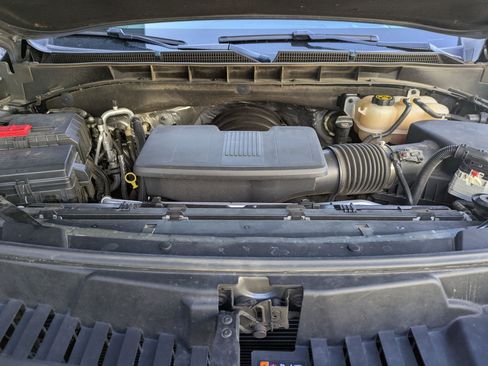 Used 2022 GMC Yukon AT4 image 32