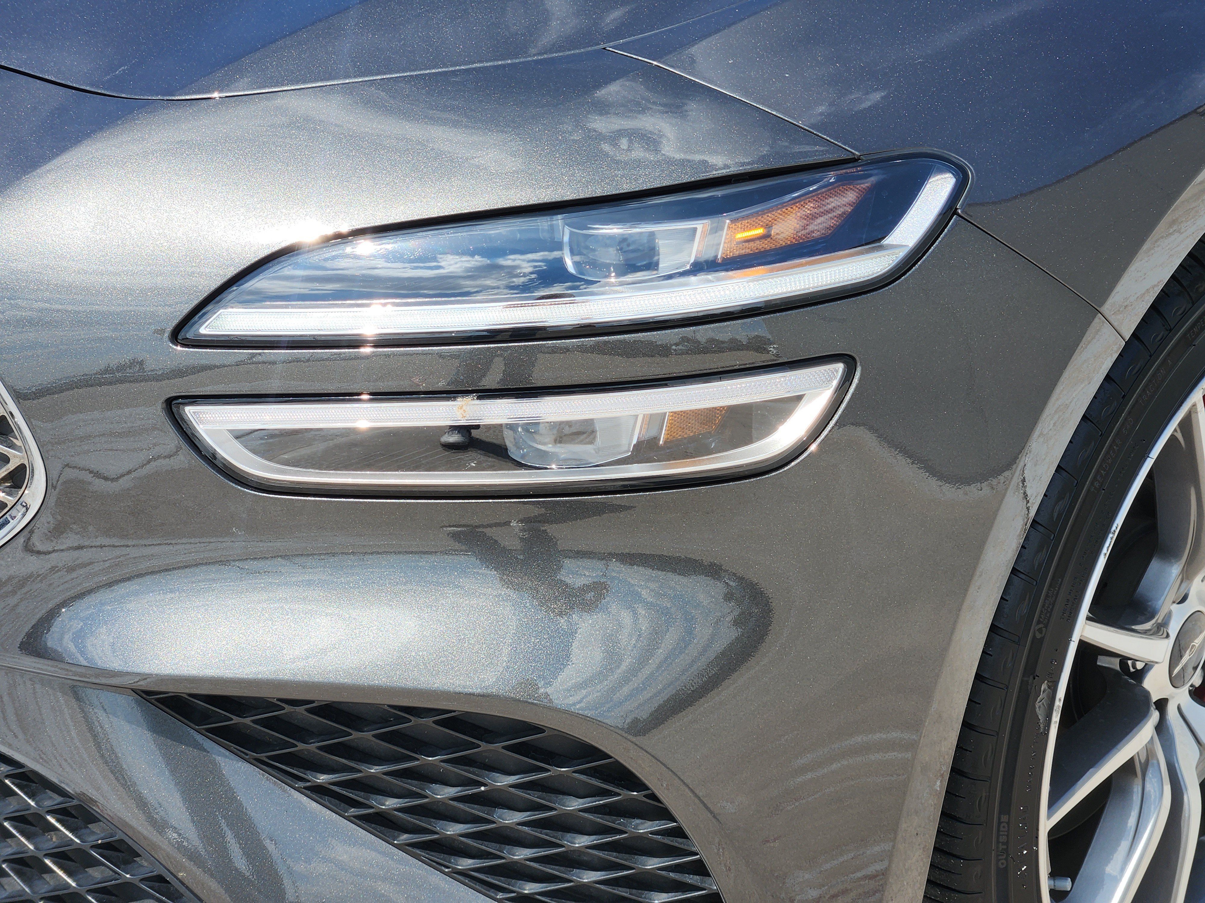 Used 2025 Genesis G70 2.5T RWD image 11