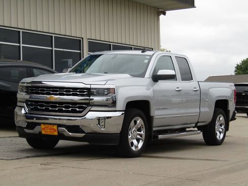 Used 2017 Chevrolet Silverado 1500 LTZ w/ Sport Package AWD/4WD image 12