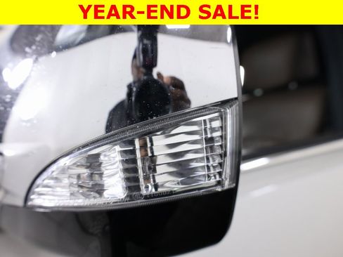 Used 2023 Nissan Armada Platinum w/ Captain's Chairs Package image 60