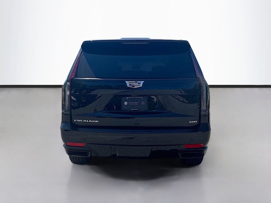 Used 2022 Cadillac Escalade ESV Sport Platinum AWD/4WD image 4