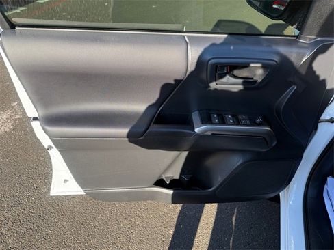 Used 2023 Toyota Tacoma Trail Edition image 26