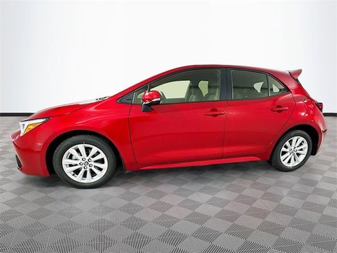 New 2025 Toyota Corolla SE image 23