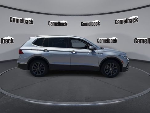 Used 2022 Volkswagen Tiguan SE FWD image 8