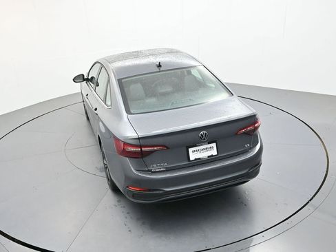 Used 2023 Volkswagen Jetta SE FWD image 29
