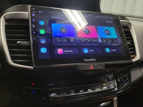 Used 2016 Honda Accord LX image 23