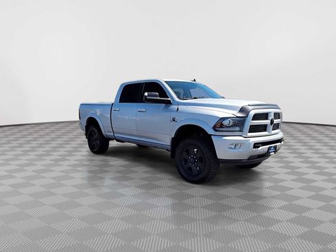 Used 2017 RAM 2500 Laramie w/ Sport Appearance Group AWD/4WD image 2